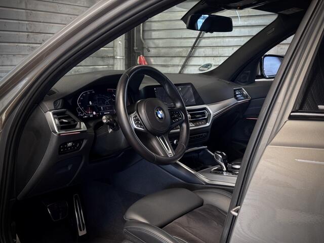 BMW 3-SERIE Limousine 330i M Sport | M Sport | Head Up | Stoelverwarming | Adaptieve Cruise Controle |