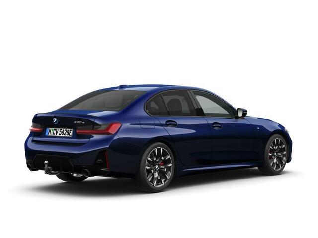 BMW 3-SERIE 330e M Sportpakket Pro | Comfort Pack | Innovation Pack | Harman Kardon