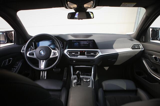BMW 3-SERIE 330e Bns Ed. Pl.
