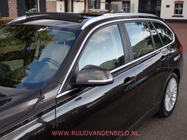 BMW 3-SERIE Touring 320i High-Exe TREKHAAK / HEAD-UP / CARPLAY / SCHUIF-KANTELDAK