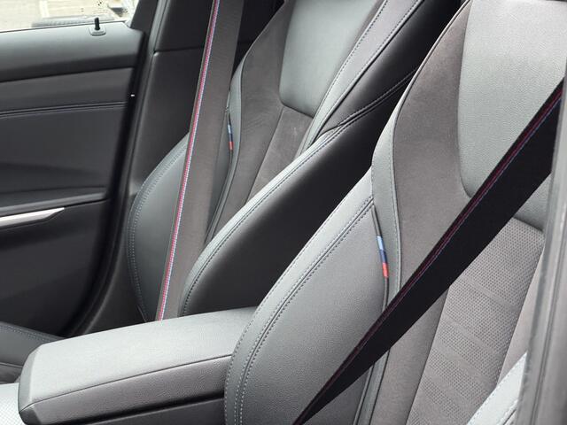 BMW 3-SERIE Touring 330e M-Sport Pano H&K ACC M340 Trekhaak