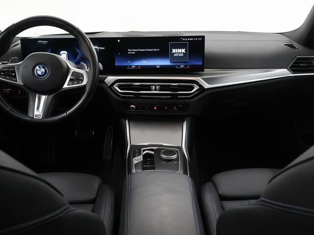 BMW 3-SERIE Touring 330e M-Sport | SOH 96,1% | Panoramadak | Elek. Sportstoelen met Geheugen | HUD | Camera | Apple Carplay/Android Auto | Adaptieve Cruise Control | Comfort Pakket | M-Sport Pro | Curved Display |