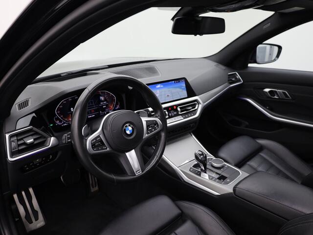 BMW 3-SERIE Touring 320i High Executive Edition | 20'' | Pano | Head Up | Elk. A-klep | Camera | Prijs Rijklaar!!