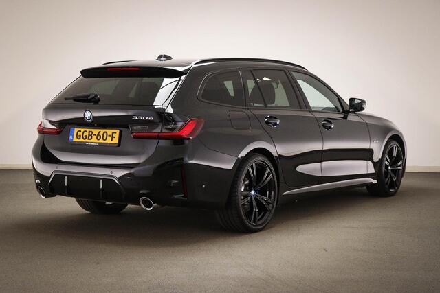 BMW 3-SERIE Touring 330e M-Sport | SOH 95% | PANORAMADAK | HEAD UP | HOUTAFWERKING | CAMERA | 19"