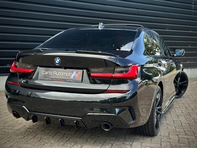 BMW 3-SERIE 318i M-PERFORMANCE DAK|HiFi|CAMERA|STOELVERW|NAP