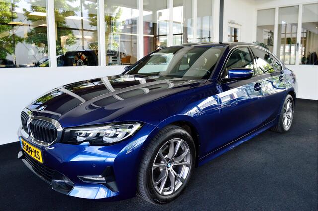 BMW 3-SERIE 320i Executive Edition Sport