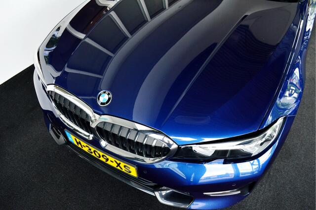 BMW 3-SERIE 320i Executive Edition Sport