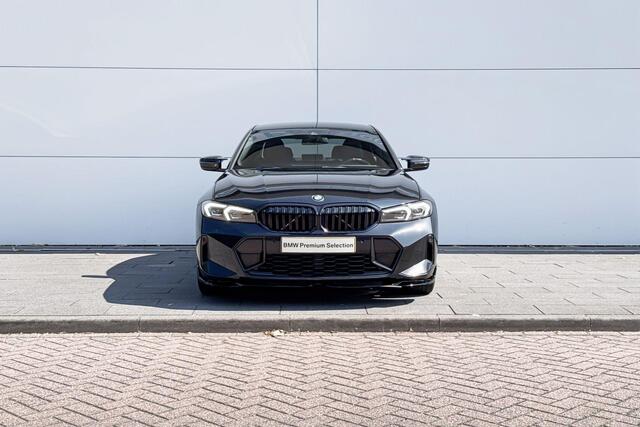 BMW 3-SERIE Sedan 318i