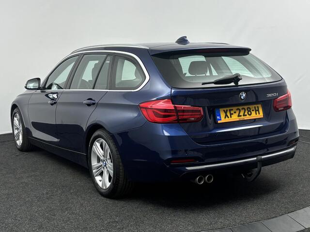 BMW 3-SERIE Touring 320i | Trekhaak | Leder | Stoelverwarming |