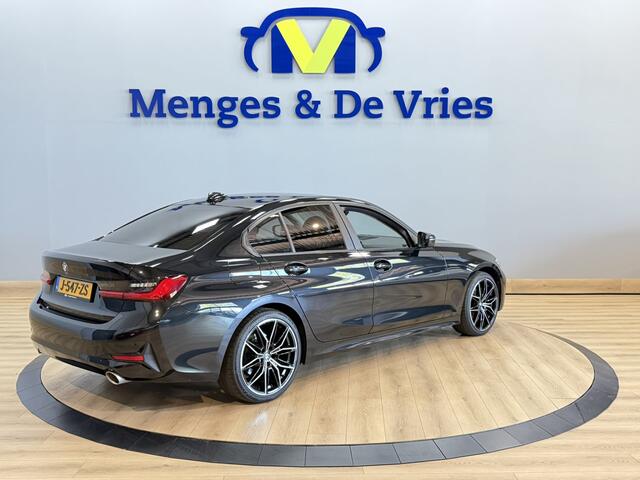 BMW 3-SERIE 320i High Executive Airco ECC | Sfeer | Keyless | 19 Inch | Apple Carplay | HiFI | Isofix