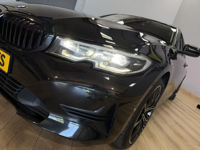 BMW 3-SERIE 320i High Executive Airco ECC | Sfeer | Keyless | 19 Inch | Apple Carplay | HiFI | Isofix