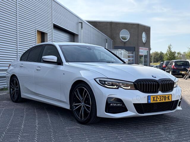 BMW 3-SERIE 320i High Executive Edition M Pakket / HUD / LED / NL Auto / 2019
