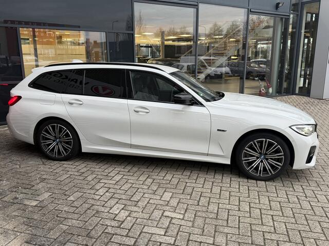 BMW 3-SERIE Touring 320e M-SPORT PHEV NAVI/CAM,SHADOWLINE,LED,VIRTUAL