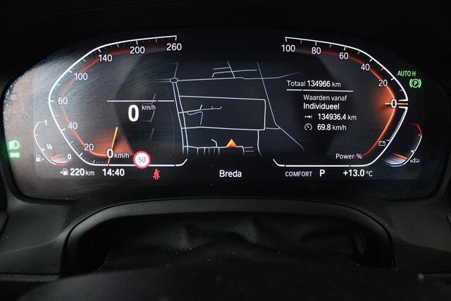 BMW 3-SERIE 318i Executive Edition (NAVIGATIE, CARPLAY, LED, DEALER ONDERHOUDEN)