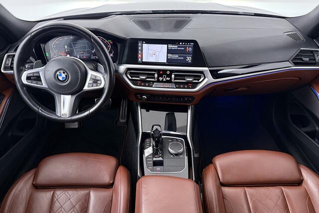 BMW 3-SERIE 330i High Executive Edition (PANORAMADAK, HEAD-UP, HARMAN/KARDON, 360 CAMERA, SFEERVERLICH