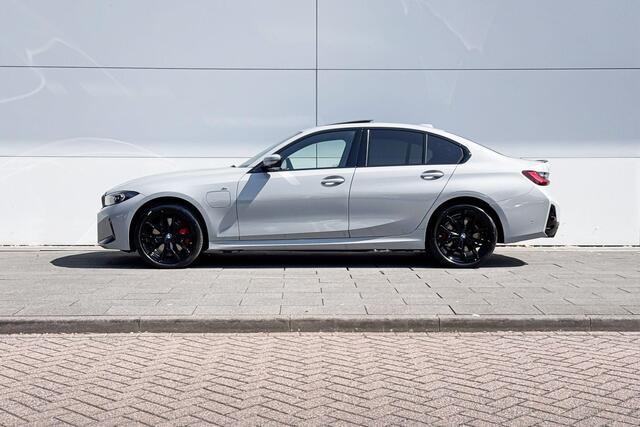 BMW 3-SERIE Sedan 330e | Huisselectie