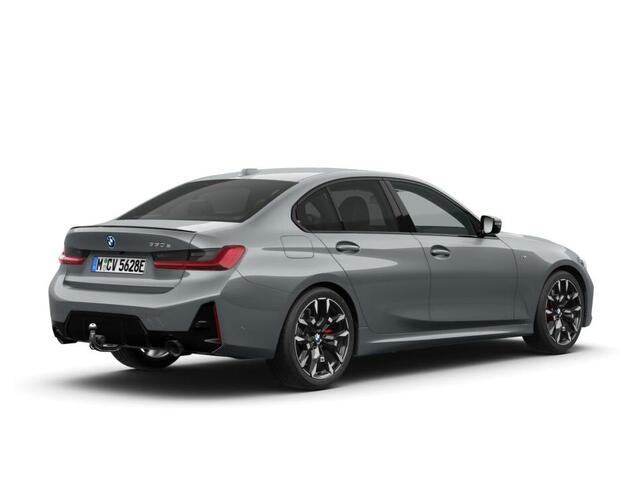 BMW 3-SERIE 330e M Sportpakket Pro | Comfort Pack | Opbergpakket | Innovation Pack | Trekhaak