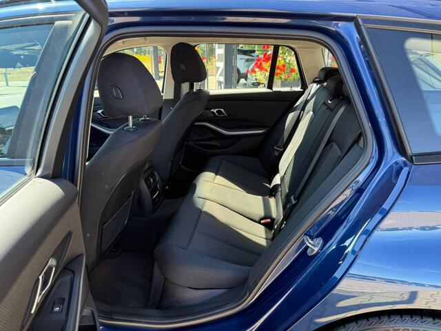 BMW 3-SERIE Touring 320e Touring Advantage *Innovation Pack*