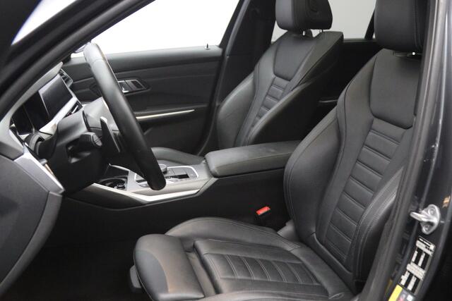 BMW 3-SERIE Touring 330e 293 PK High Executive M-Sport PHEV, Panoramadak, Adap. Cruise Control, Carplay, 360 Camera