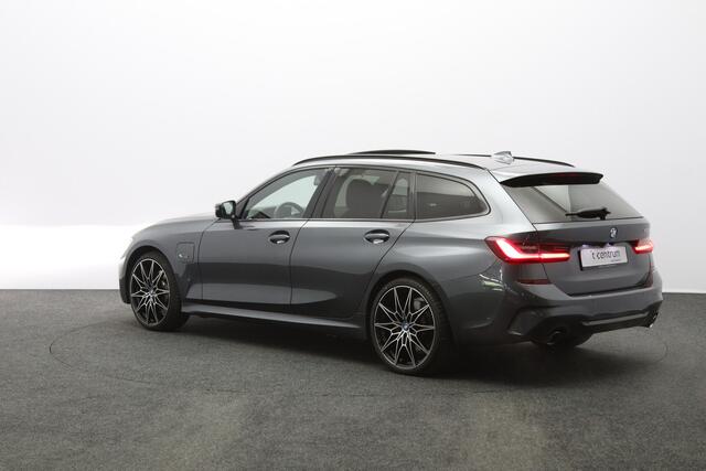 BMW 3-SERIE Touring 330e 293 PK High Executive M-Sport PHEV, Panoramadak, Adap. Cruise Control, Carplay, 360 Camera