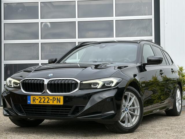 BMW 3-SERIE Touring 330e Executive 293pk | Nieuw Model | Virtual Cockpit | Apple Carplay/Android Auto | Dab | Elektrisch bedienbare achterklep | LED koplampen | Sportstoelen | Trekhaak elektrisch bedienbaar | Zeer compleet!