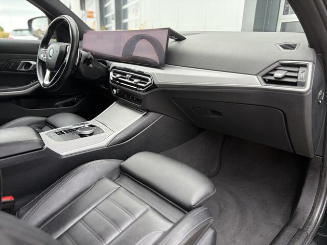 BMW 3-SERIE Touring 330e Executive 293pk | Nieuw Model | Virtual Cockpit | Apple Carplay/Android Auto | Dab | Elektrisch bedienbare achterklep | LED koplampen | Sportstoelen | Trekhaak elektrisch bedienbaar | Zeer compleet!