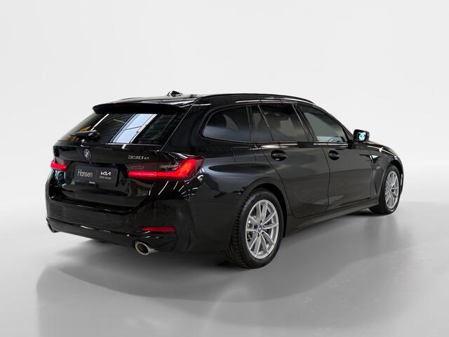 BMW 3-SERIE Touring 330e I Facelift I Adaptive Cruise I Leder I Elek. Achterklep I Stoelverwarming I Camera I