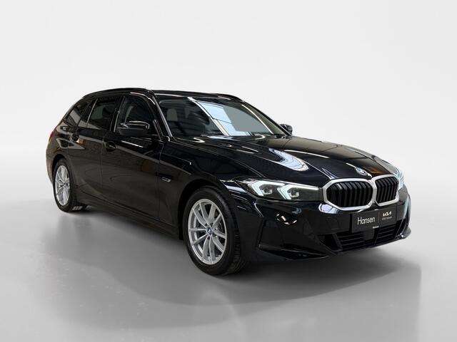 BMW 3-SERIE Touring 330e I Facelift I Adaptive Cruise I Leder I Elek. Achterklep I Stoelverwarming I Camera I