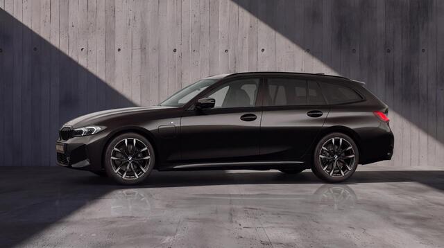BMW 3-SERIE Touring 330e xDrive M Sport Edition | Pano | Comfort pack | Innovation pack