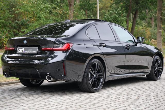 BMW 3-SERIE 330e M-Sport | Pano | H&K | HUD | Adap Cruise | 360 cam | Memory | 19" | Keyless | Grootlichtassistent | Etc.