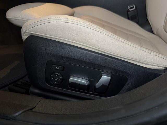 BMW 3-SERIE Touring 330e xDrive High Exe | M-sport | Dravitgrau | Pano | Trekhaak | Memory