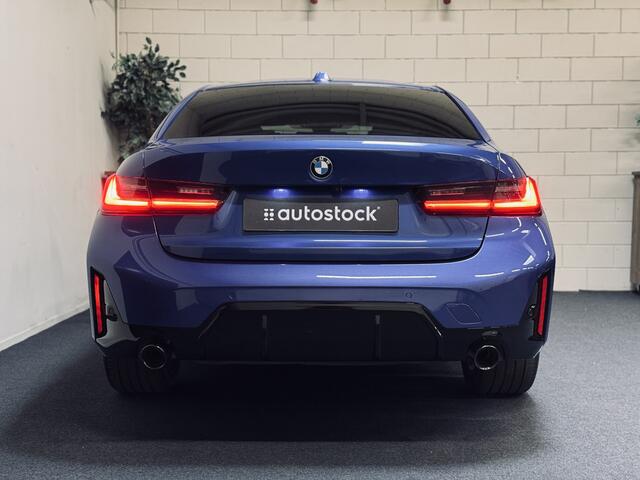 BMW 3-SERIE 318i M-Sport | Schuifdak | Carbon | Camera