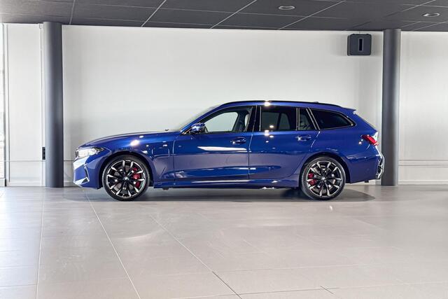 BMW 3-SERIE Touring 330e M Sport Edition | M Sport Pro | Glazen Panoramadak | Harman Kardon | Stoelverwarming | Trekhaak |