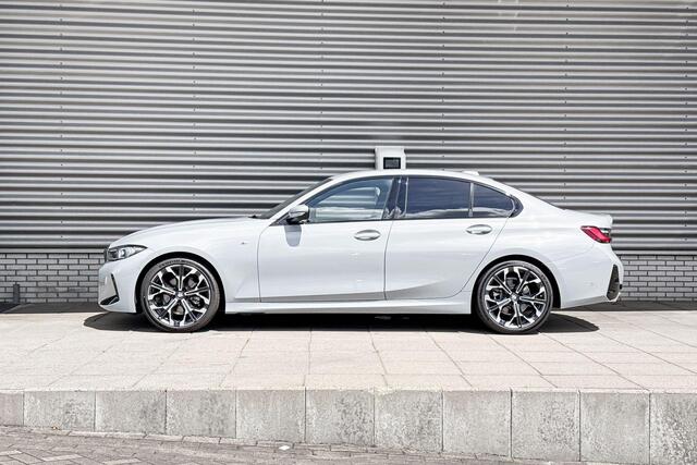 BMW 3-SERIE Sedan 320i M Sport | Harman Kardon