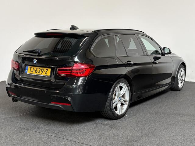 BMW 3-SERIE Touring 318i M Sport Edition Navigatie Climate control Lederen bekleding