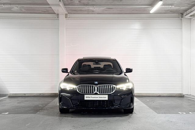 BMW 3-SERIE 330e M Sport | Schuifdak