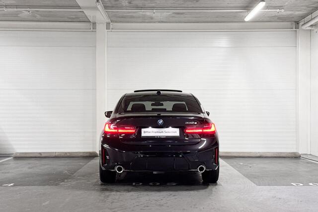 BMW 3-SERIE 330e M Sport | Schuifdak