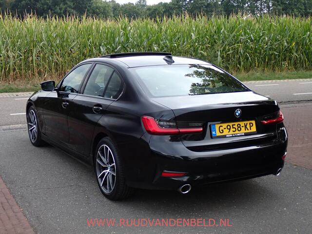 BMW 3-SERIE 320D High Executive Edition / HEAD-UP / SCHUIFKANTEL-DAK / CARPLAY / CAMERA