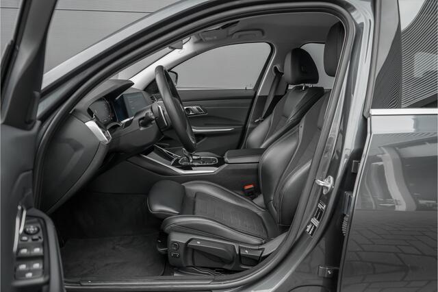 BMW 3-SERIE Touring 320i High Executive Sportline Stoelverw Camera HiFi 17"