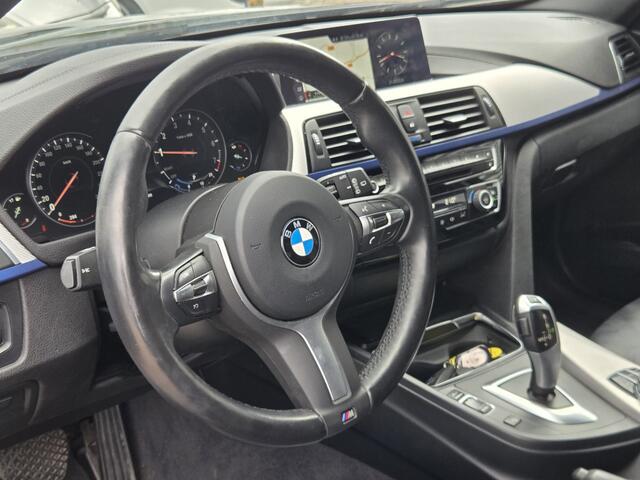 BMW 3-SERIE Touring 318i M Sport Corporate Lease | Nieuw binnen | Camera | Stoelverwarming |