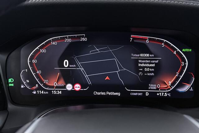 BMW 3-SERIE 320i High Executive (PANORAMADAK, DEALER ONDERHOUDEN, STUUR-/STOELVERWARMING, SFEERVERLICHTING)
