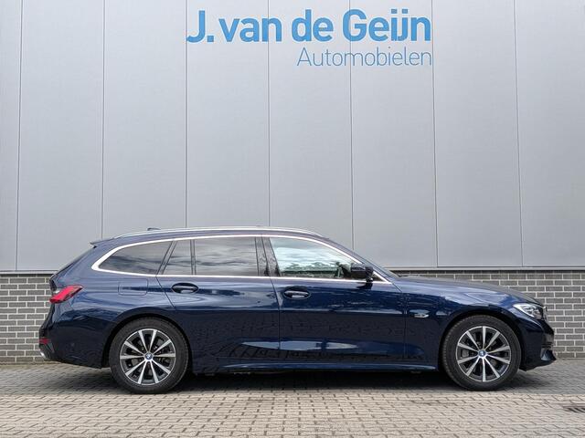 BMW 3-SERIE Touring 330e eDrive Edition | Panorama | Trekhaak | Sportst | 1e Eig | Parking Pack | 100% Dealeroh