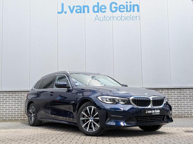 BMW 3-SERIE Touring 330e eDrive Edition | Panorama | Trekhaak | Sportst | 1e Eig | Parking Pack | 100% Dealeroh