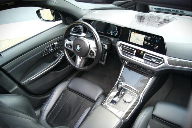 BMW 3-SERIE Touring 330e 292PK High Ex. M-Sport Shadow Panoramadak/Laser/Carplay/Stuurverw./Afn.trekhk/Davitgrau/Carbon