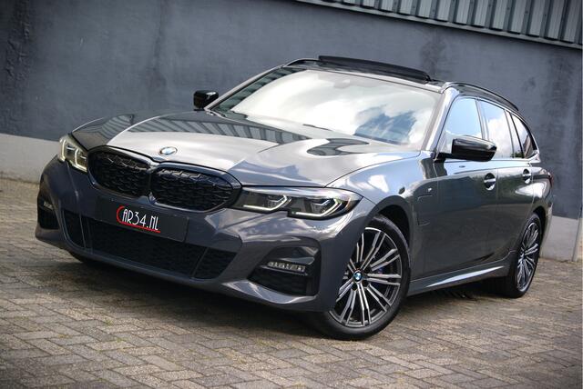 BMW 3-SERIE Touring 330e 292PK High Ex. M-Sport Shadow Panoramadak/Laser/Carplay/Stuurverw./Afn.trekhk/Davitgrau/Carbon