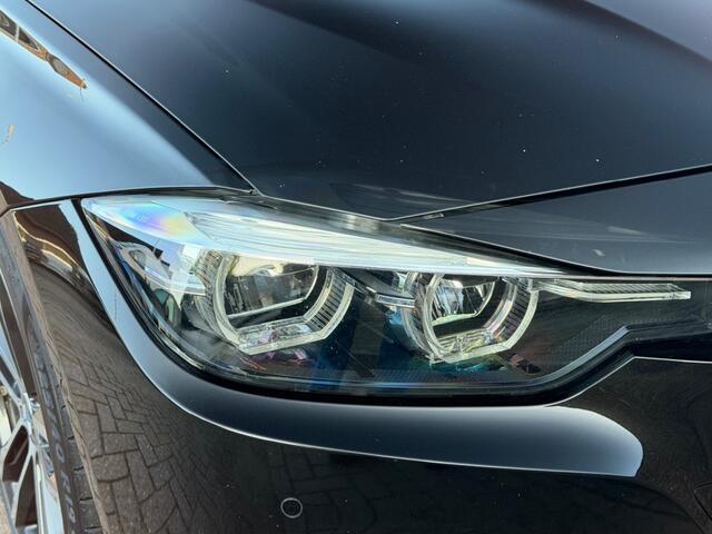 BMW 3-SERIE 330I M-Sport Touring Panodak BMW Individual Leer