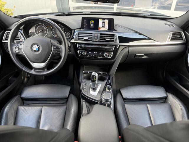 BMW 3-SERIE Touring 318i High Executive 136pk | Bluetooth | Cruise control | Elektrisch bedienbare achterklep | LED koplampen | Parkeersensor voor en achter | Rondomzicht camera | Voorstoelen verwarmd | Zeer nette auto!