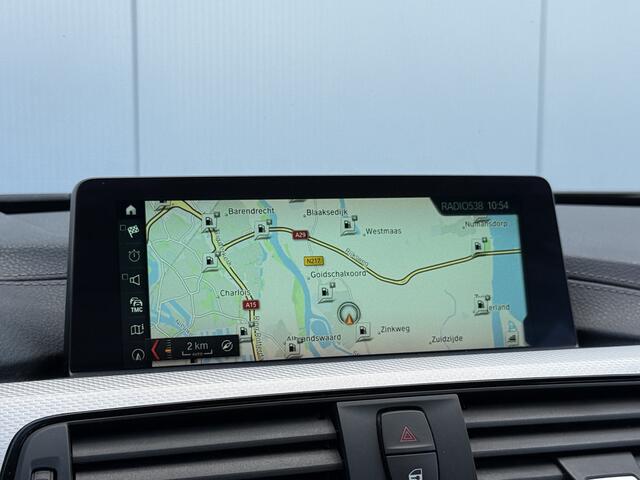 BMW 3-SERIE Touring 318i M Sport Edition Automaat Navigatie/18inch.