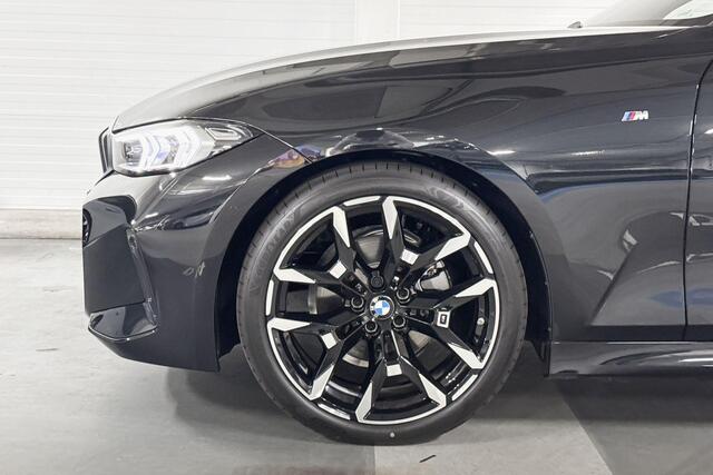 BMW 3-SERIE 320i M Sport | Schuifdak | Trekhaak