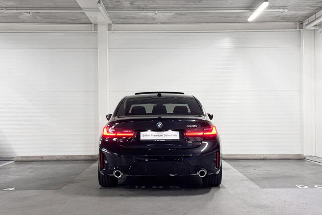 BMW 3-SERIE 320i M Sport | Schuifdak | Trekhaak